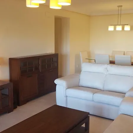 Lujoso Apartamento Con Espectacular Terraza Con Vistas Al Mar En Marbella
