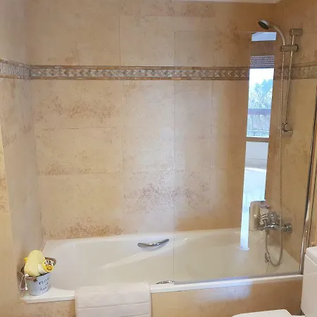 Apartment Lujoso Apartamento Con Espectacular Terraza Con Vistas Al Mar En Marbella