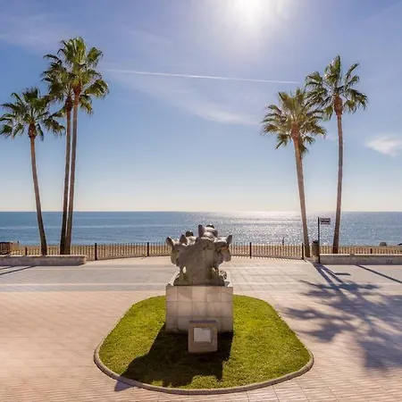 Lujoso Apartamento Con Espectacular Terraza Con Vistas Al Mar En
