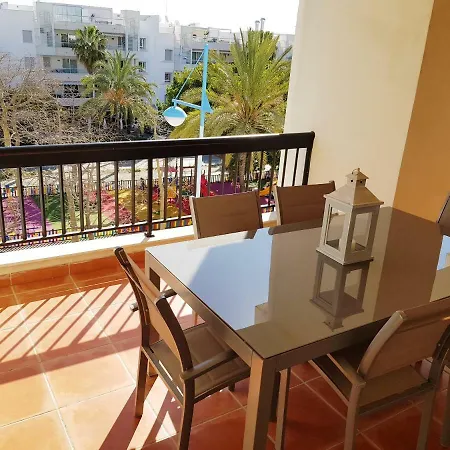 Lujoso Apartamento Con Espectacular Terraza Con Vistas Al Mar En Apartment *